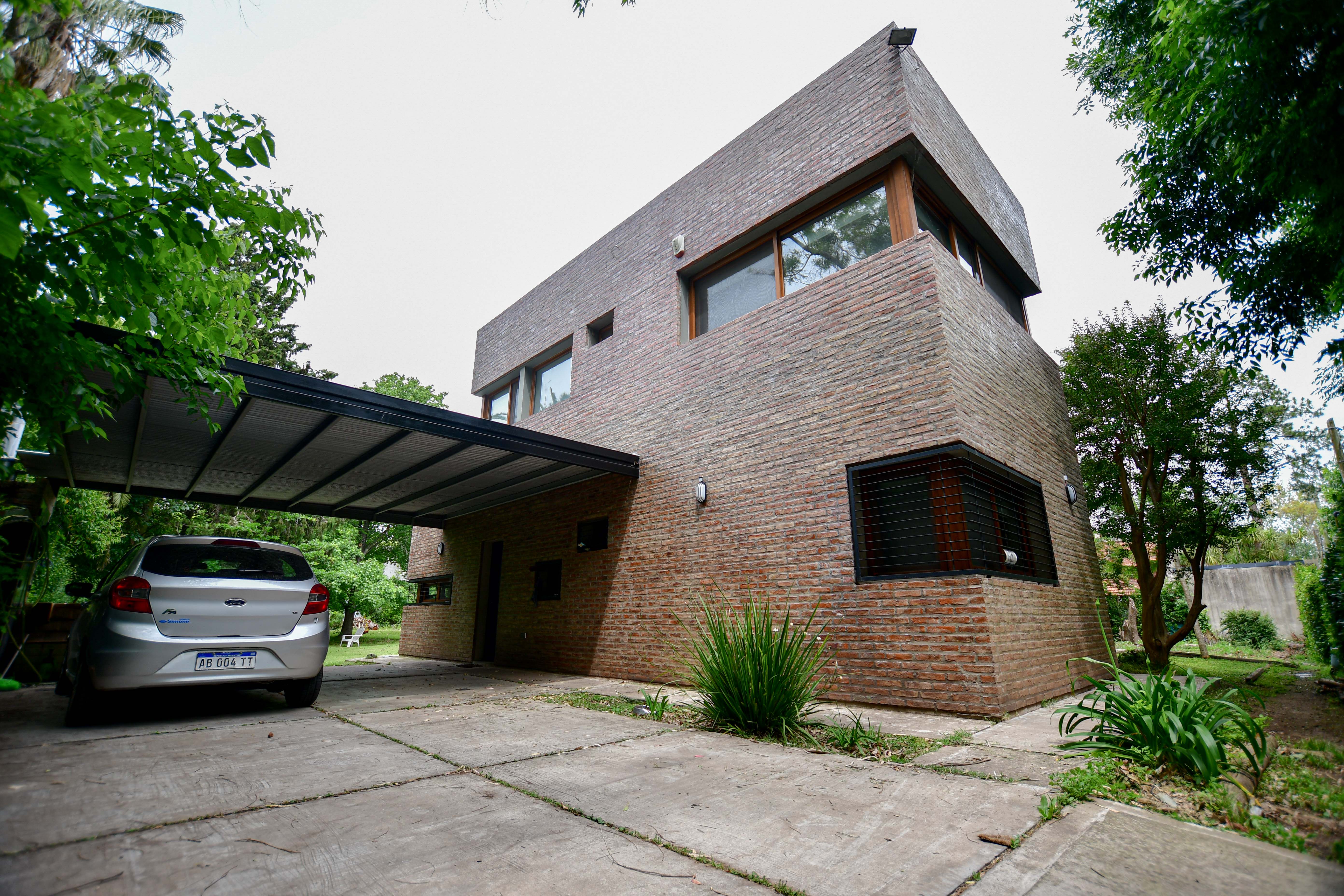 Casa de 3 dormitorios con gran parque